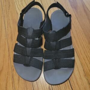 Gorgeous CLARKS Black Elastic Gray Sole Women Size 8 M Cut-Out Sandals